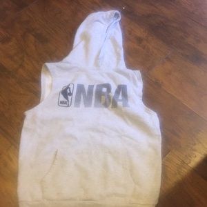 Men’s NBA vest type sweatshirt shoot me an offer